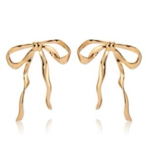 Ettika Gold Bow Organica Pendant Earrings
